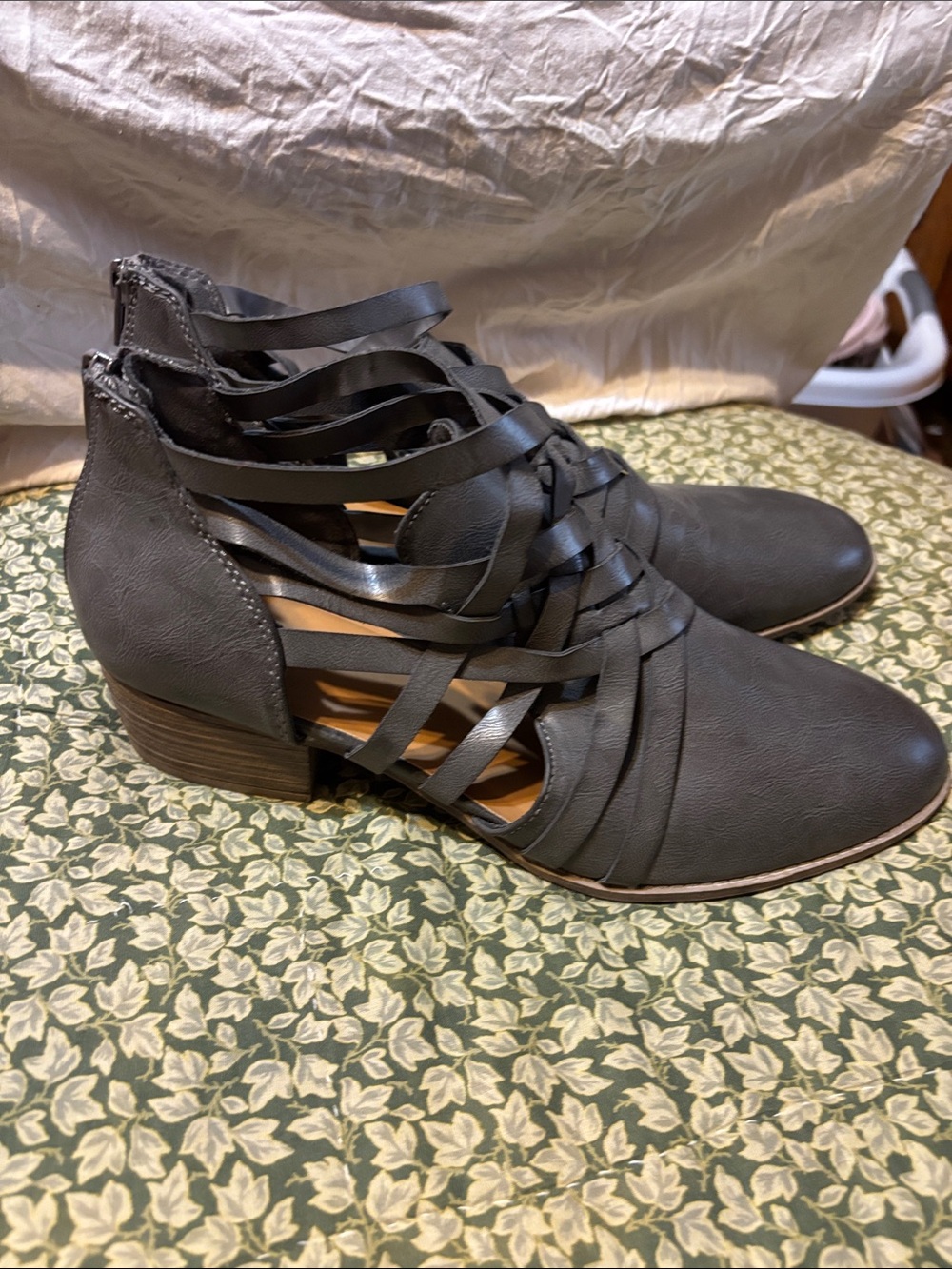 Women's Strappy Cutout Ankle Boots - Black